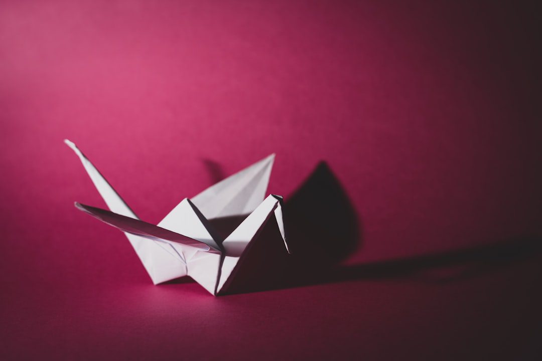 Comment décorer vos créations en origami : astuces et inspirations